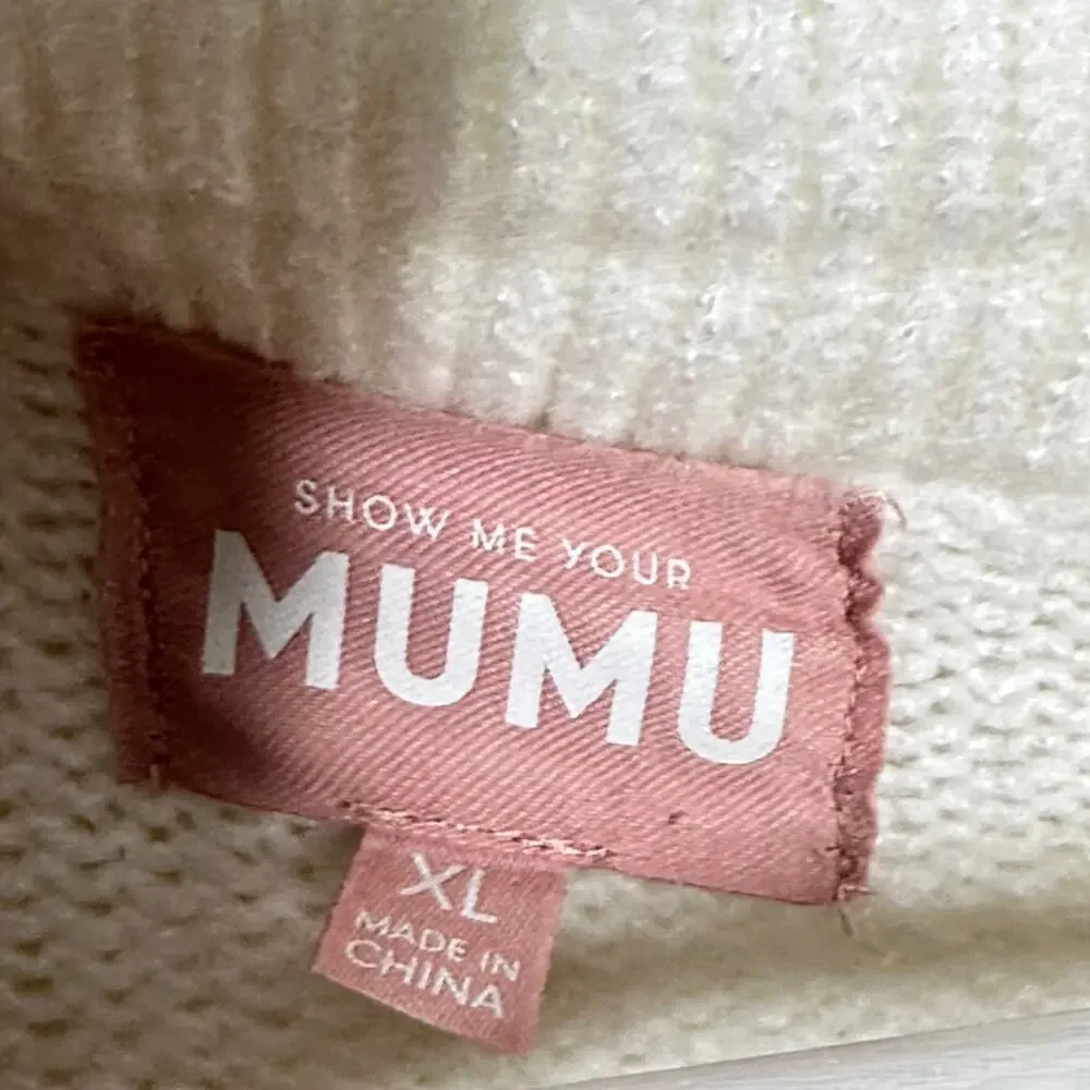 Show Me Your MuMu hit streets